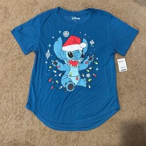 NWT Disney Christmas Stitch Graphic T Shirt Womans Junior, L 11/13